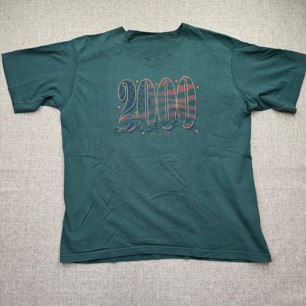 Vintage 2000 USA Graphic T-Shirt Forest Green Short Sleeve Crew Neck Mens XL
